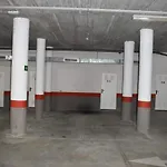 2256-stunning Groundfloor In Luxury Complex! *