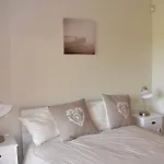 2256-stunning Groundfloor In Luxury Complex! Apartmán