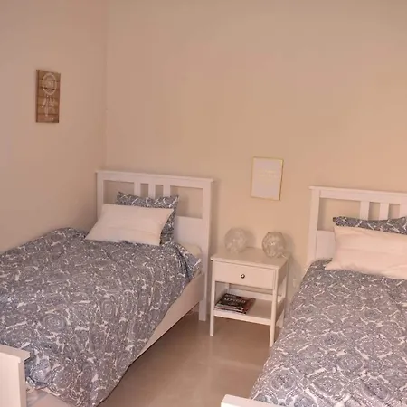 2256-stunning Groundfloor In Luxury Complex! 아파트 에스테포나