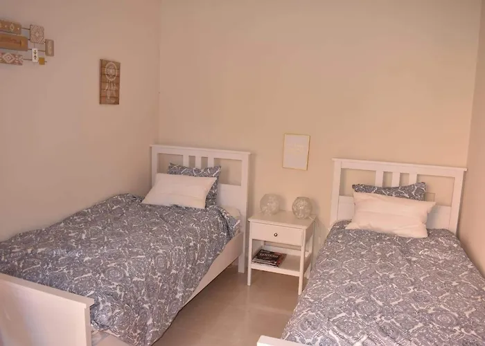 2256-stunning Groundfloor In Luxury Complex! 아파트 에스테포나